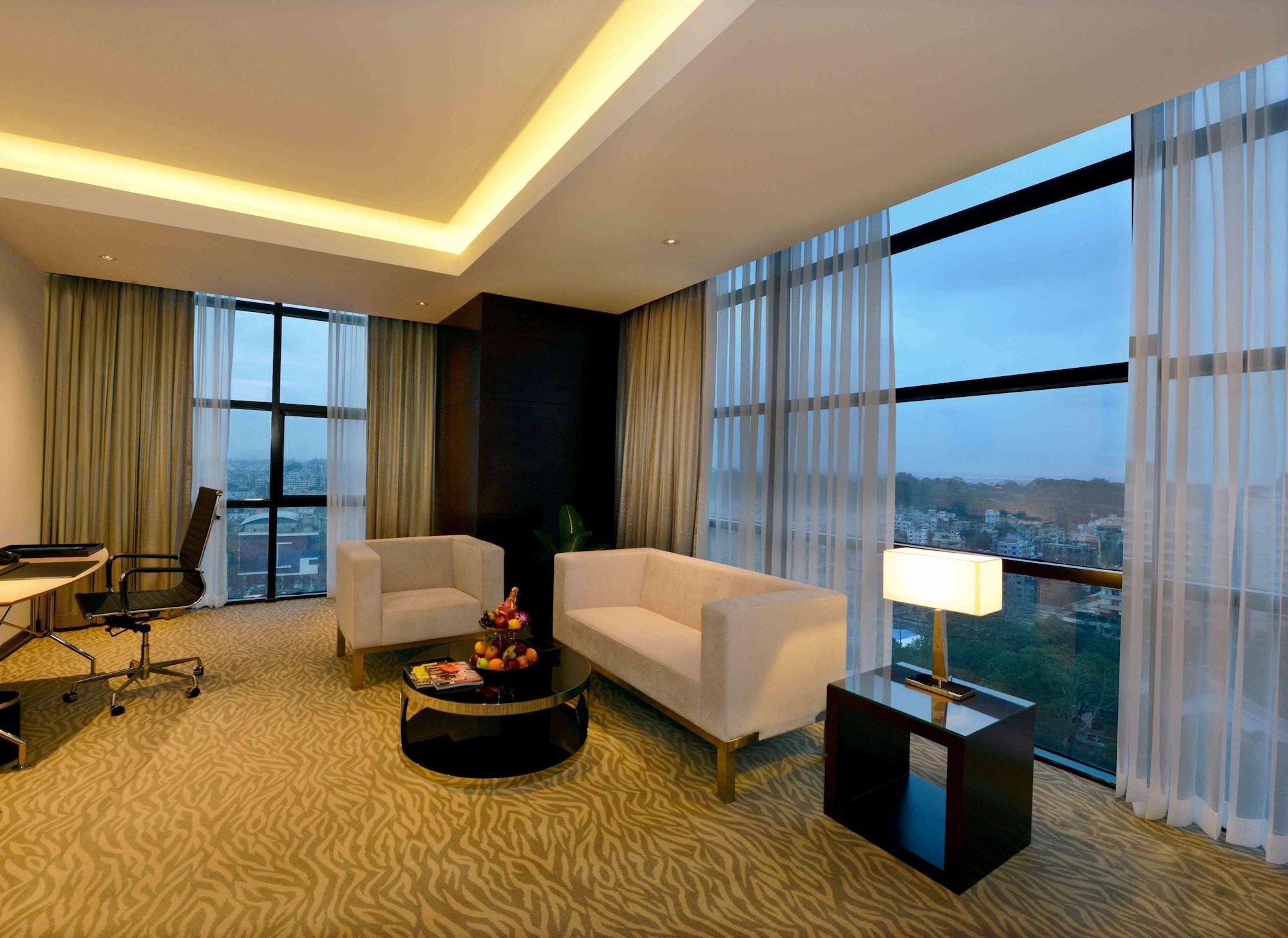 Radisson Blu Chattogram Bay View Chittagong Exterior photo