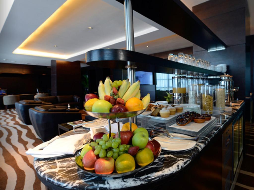 Radisson Blu Chattogram Bay View Chittagong Exterior photo
