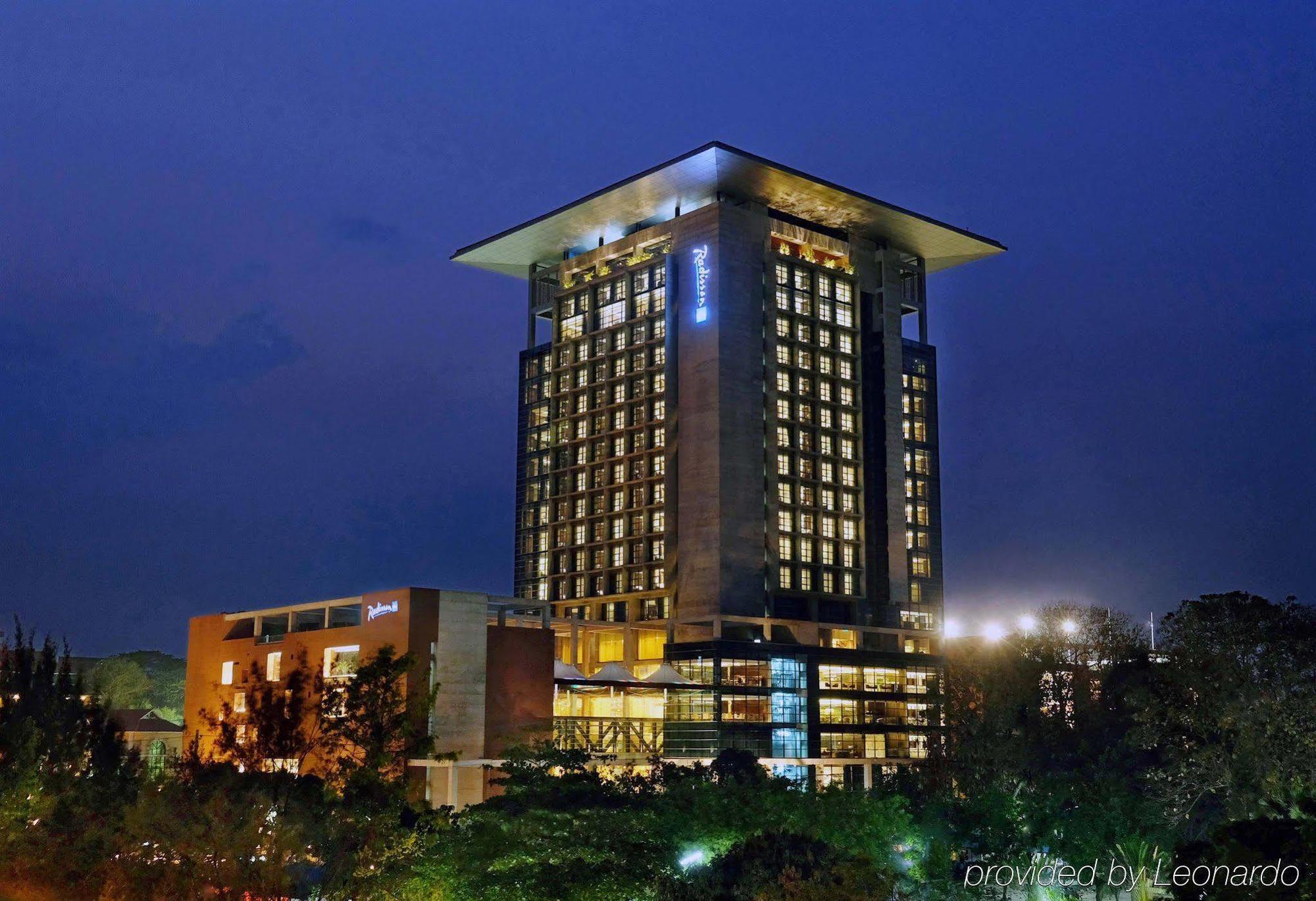 Radisson Blu Chattogram Bay View Chittagong Exterior photo